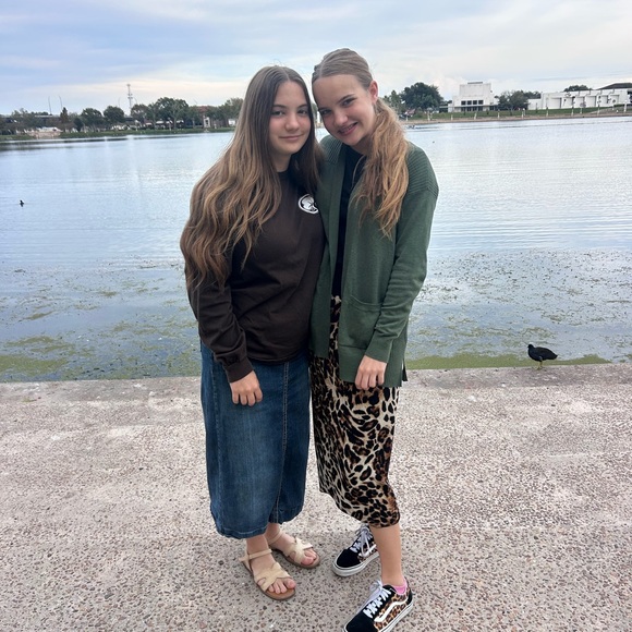 Meet your Posher, Emily - Picture 3 of 10